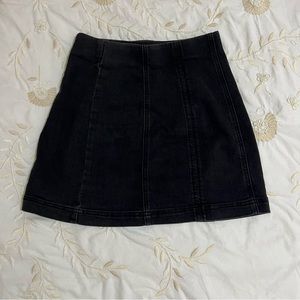 No Boundaries Dark Gray/Black Denim Mini Skirt, XS